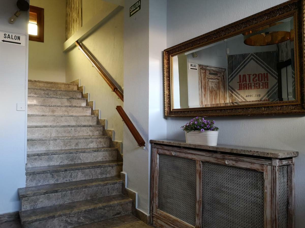 Hostal Becerril Becerril de la Sierra Exteriör bild